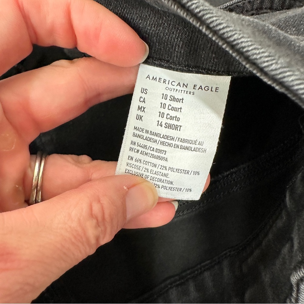 American Eagle Black Curvy Hi-Rise Jeggings 10 Short - Picture 2 of 7